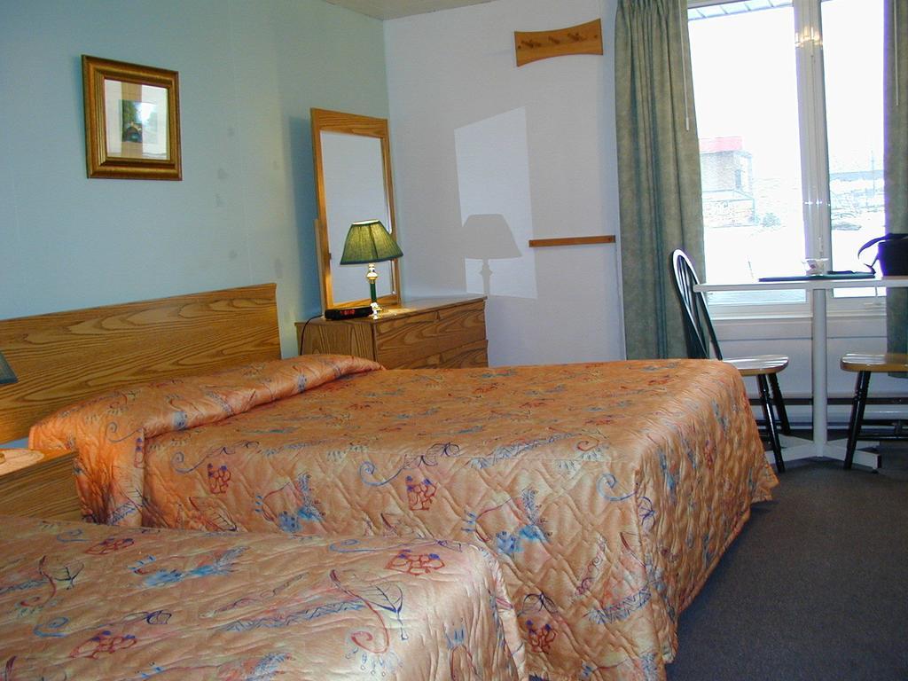 Condotel Motel Canadien Sainte-Anne-de-Beaupré Δωμάτιο φωτογραφία