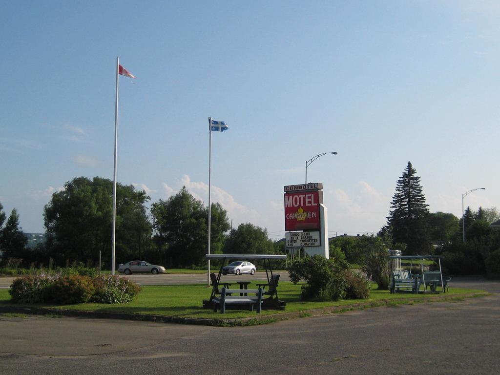 Condotel Motel Canadien Sainte-Anne-de-Beaupré Εξωτερικό φωτογραφία